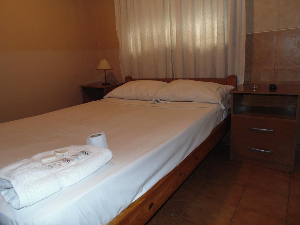 بوينس آيرس Hotel Plaza Garay الغرفة الصورة